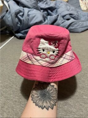 Hello Kitty Bright Pink Plaid-Trim Bucket Hat